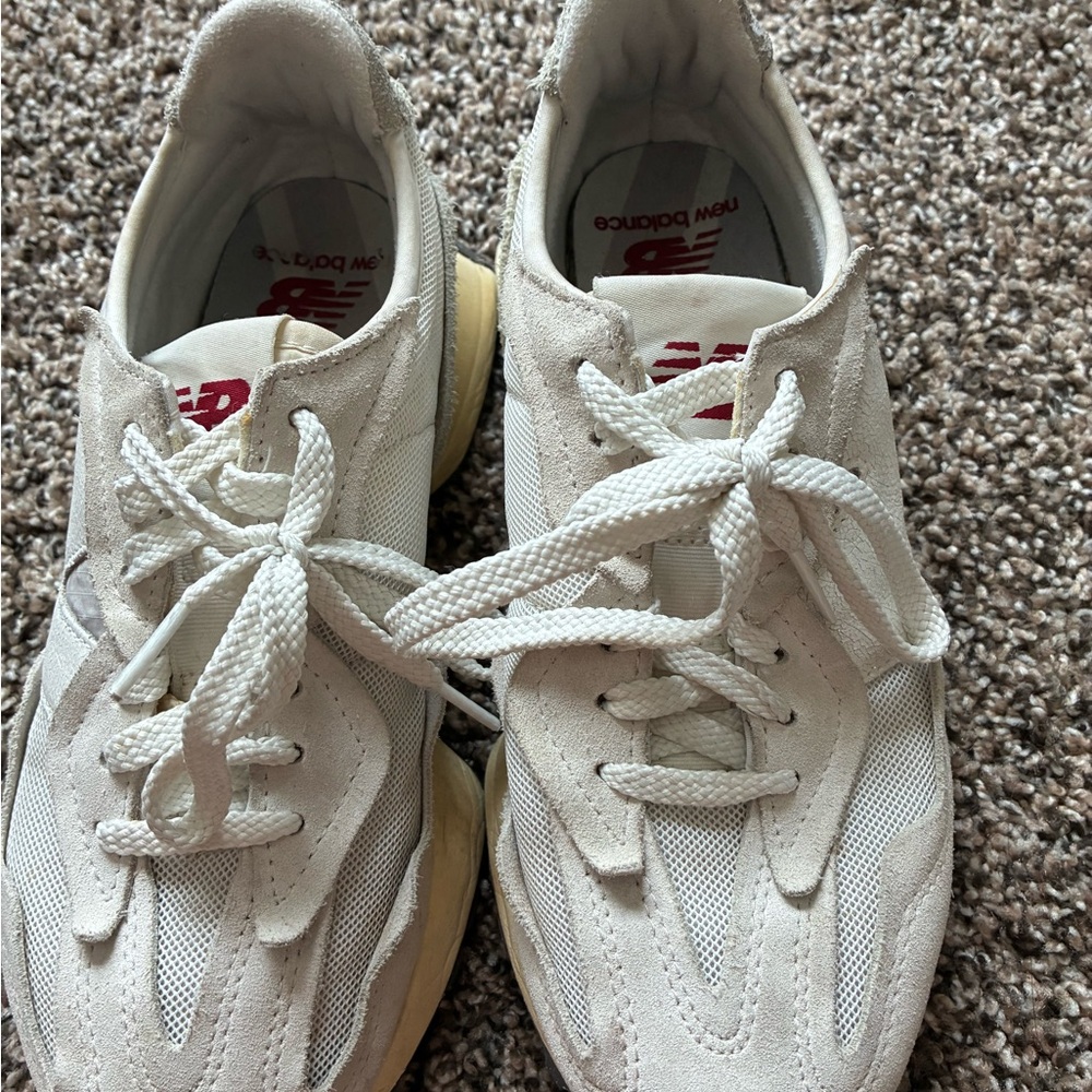 New Balance  327 White Sneakers with Red Accents